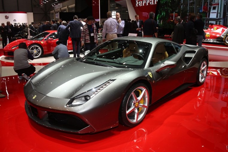 The 488 GTB – extreme power for unique driving pleasure The innovative 8-cylinder berlinetta debuts at Geneva: new design, new engine and a plethora of patented solutions